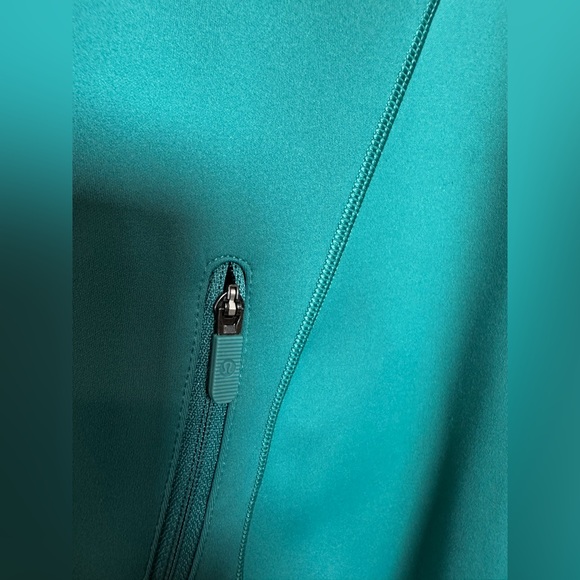 lululemon athletica Teal Utility Jacket - Picture 5 of 8